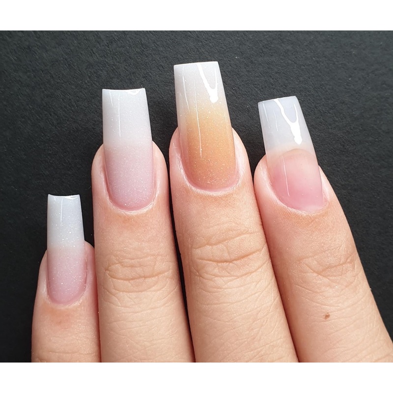 Bột đắp móng Clear Salon