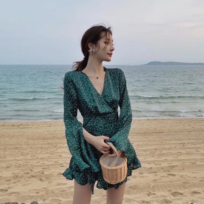 JUMP XANH CHẤM BI ĐI BIỂN CHO BẠN GÁI