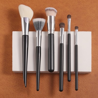 【OVW】Bộ 6 Cọ Trang Điểm Chuyên Nghiệp Chất Lượng Cao HB-6TZ