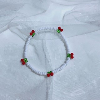Vòng tay cherry handmade