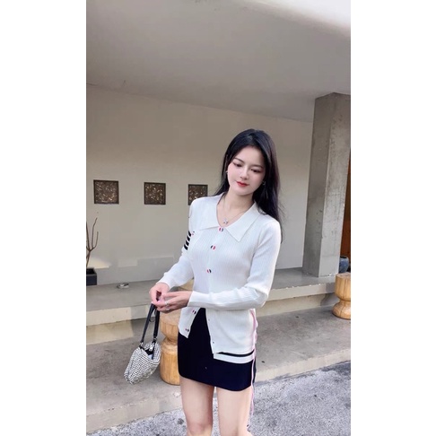 Áo thombrowne + chân váy