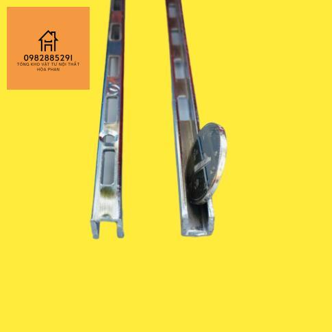 Thanh ray inox gắn tường ray đơn làm kệ trưng bày shop quần áo ray kính AA1 ray kép Hàng YON