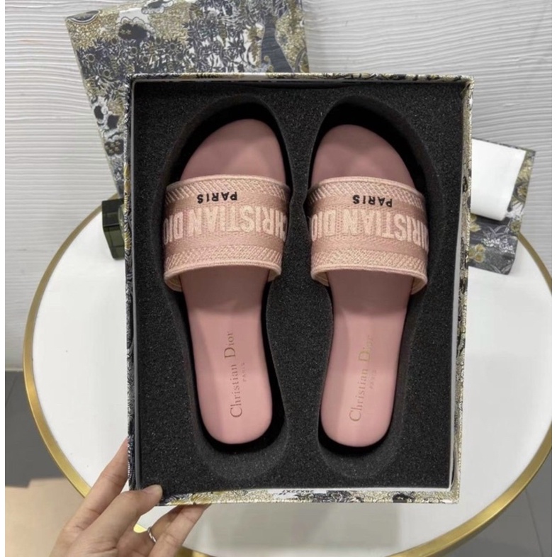 Dép nữ D.o quai thêu thổ cẩm fullbox bill túi . Thuytienshoes