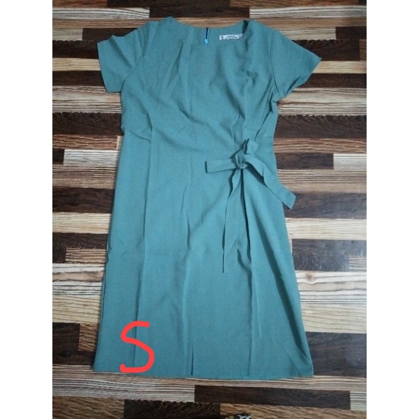 Thanh lý đầm Mango size S / M