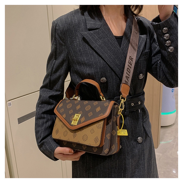 Túi xách nữ, túi quai xách dáng hộp hàng đẹp