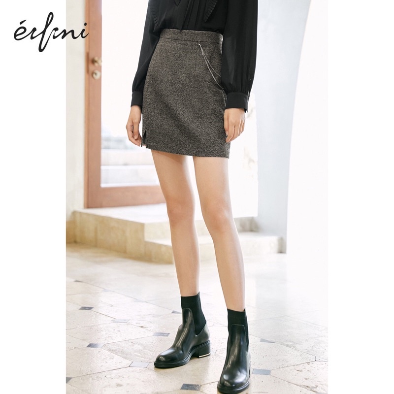 Chân váy ghi Eifini