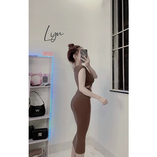Đầm Body Tay Ngắn Gân Nơ Khoét Ngực Dáng Dài
