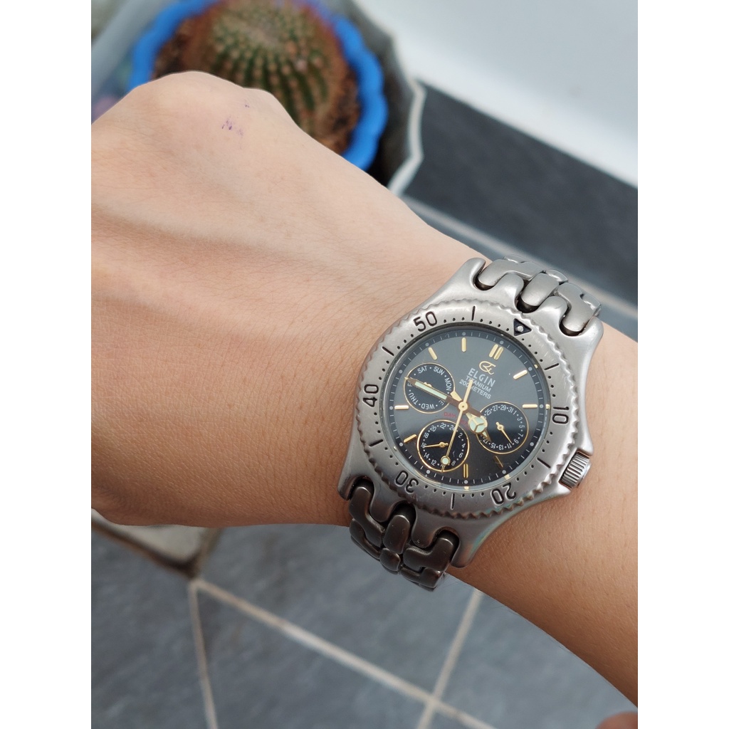 Đồng hồ nam Elgin 6 kim Titanium chữ trắng chạy pin hàng Si