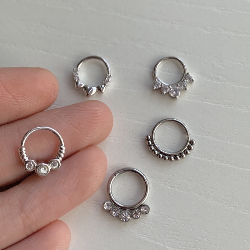 khuyên mũi septum daith jessevn