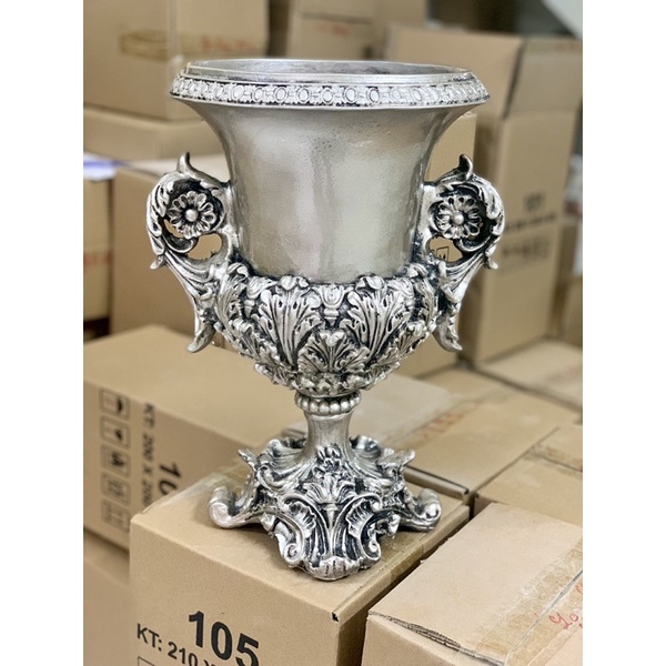 Cúp số 9 Bình hoa composite