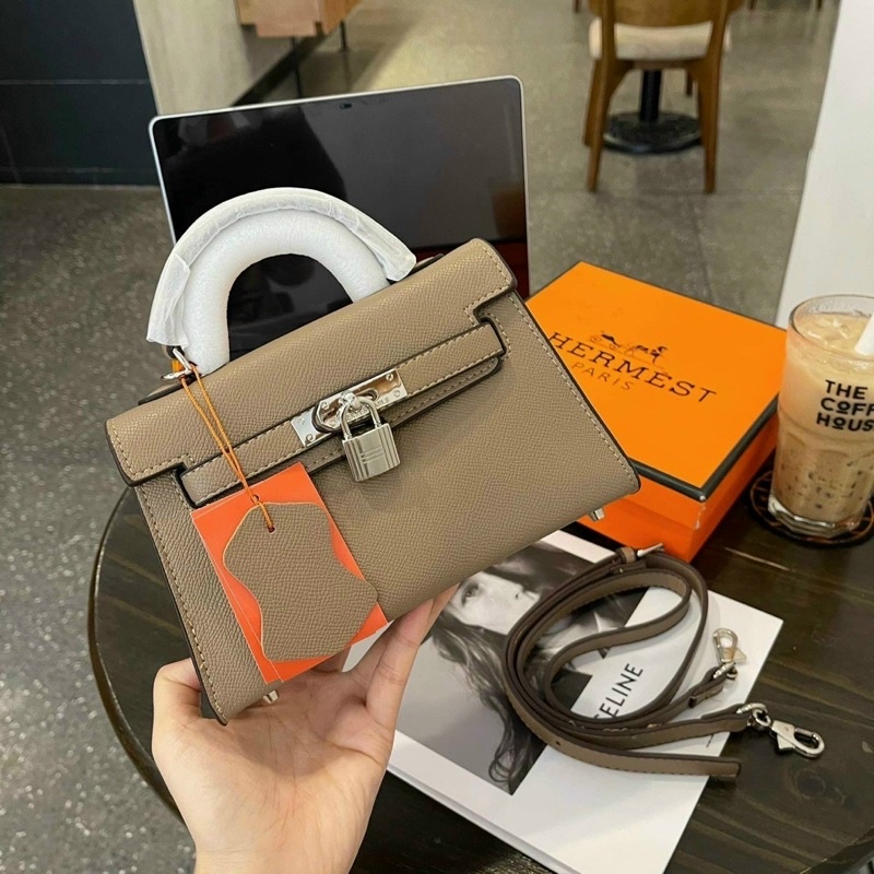 Túi H.M Da Gạo Bản Vip Dáng Thấp Đứng Fom