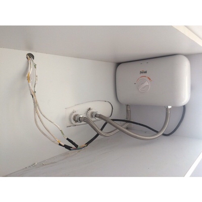 Bình nóng lạnh trực tiếp Ferroli Rita FS-4.5 TM  Kích thước : 280x175x110