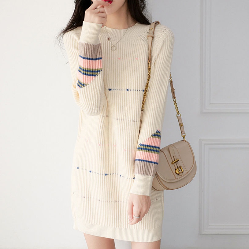 2022 Thu đông Dress Trung bình dài đan áo len Hàn Quốc nữ dài tay áo len dệt kim vòng cổ đan đầu lỏng lẻo đan cardigan áo len đầm