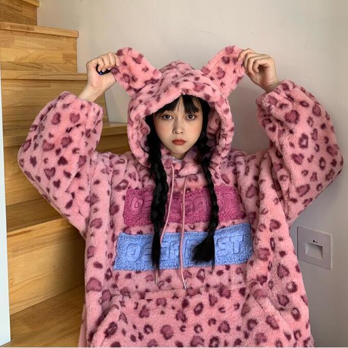 Áo Khoác Sweatshirt Lông Cừu Dày Cỡ Lớn Tay Dài Có Nón In Họa Tiết Da Báo Phong Cách Hàn Quốc