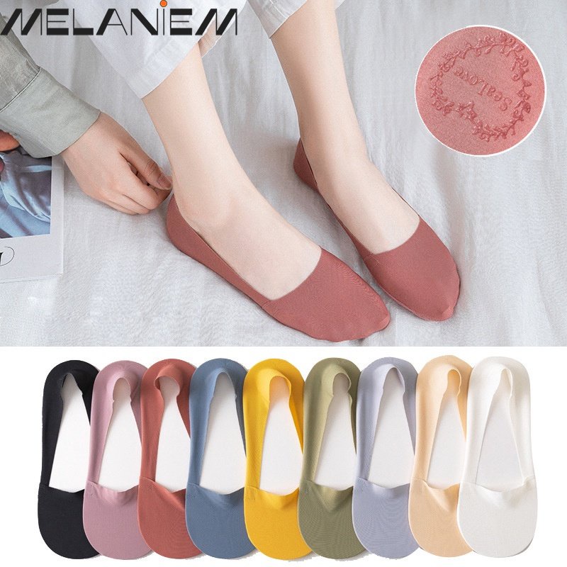 Đôi Vớ Ngắn Bằng Silicon Mềm Chống Trượt Thoáng Khí Thoải Mái Cho Nữ