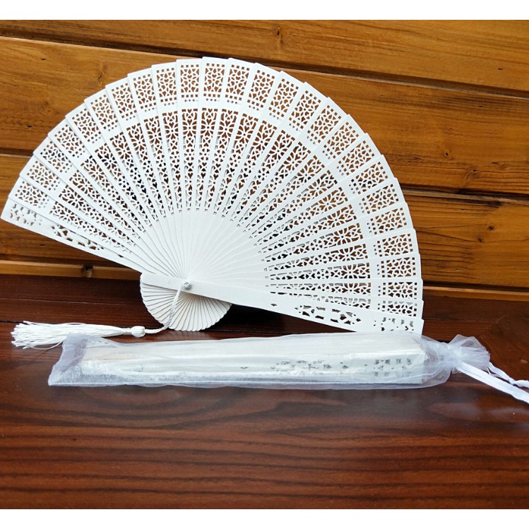 Quạt Tre Cầm Tay Nhiều Màu