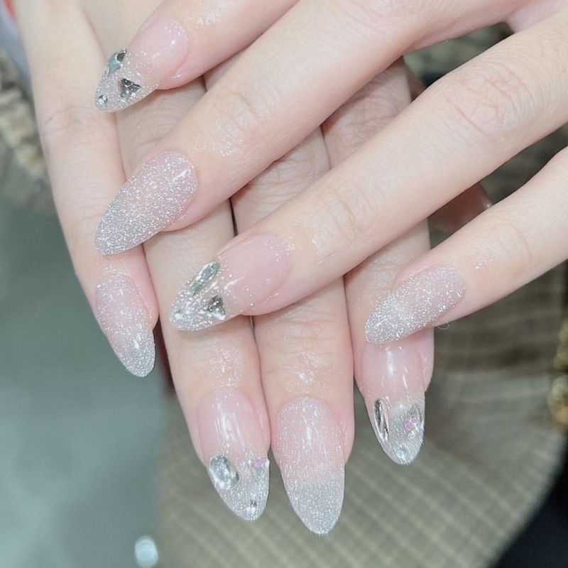 Nailbox nhũ flash đính đá