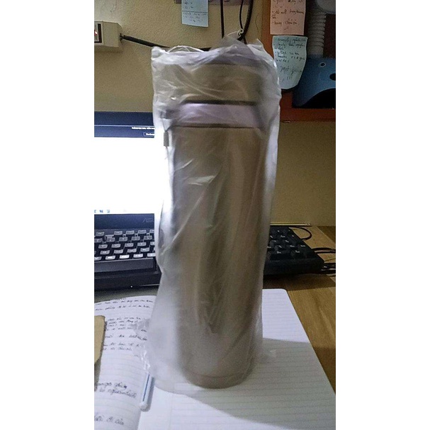 Bình đựng giữ nhiệt đựng nước nóng lạnh 1000ml inox 316 có nắp lọc trà Hl063 có dây Sumio_offical an toàn BOTTLE SPORT