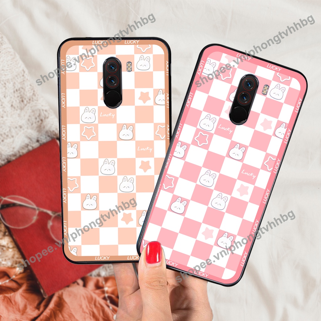 Ốp lưng Xiaomi Pocophone F1 caro mẫu hoa trắng đen cực đẹp cute giá rẻ