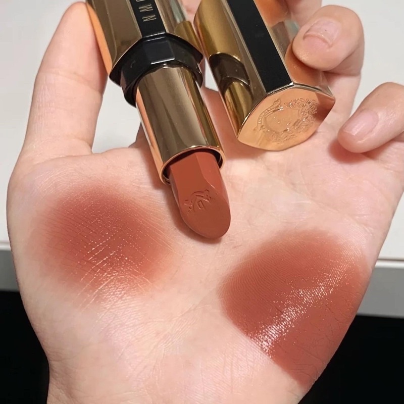 Son Bobbi Brown Luxe Lip Color•04•64