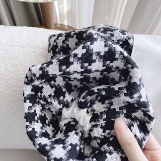 Đầm caro nâu cổ trắng nhọn (về thêm đỏ, đen)
