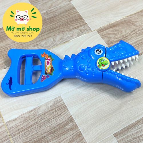 Đồ chơi khủng long kẹp tay, cạp cạp mông vui nhộn không đau bé nào cũng thích