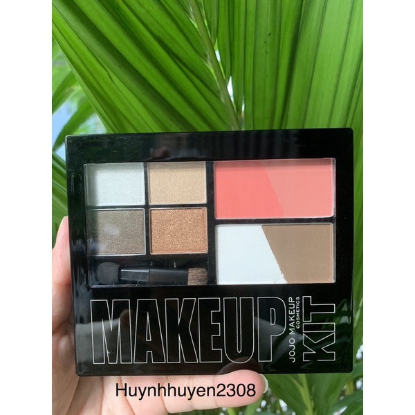 Bộ trang điểm siêu tiện dụng _JoJo Make Up Kit.