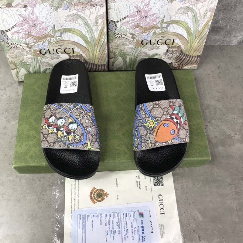 Dép lê nam GC hoạ tiết sắc nét bản mới 2023 đế cao su có chống trơn