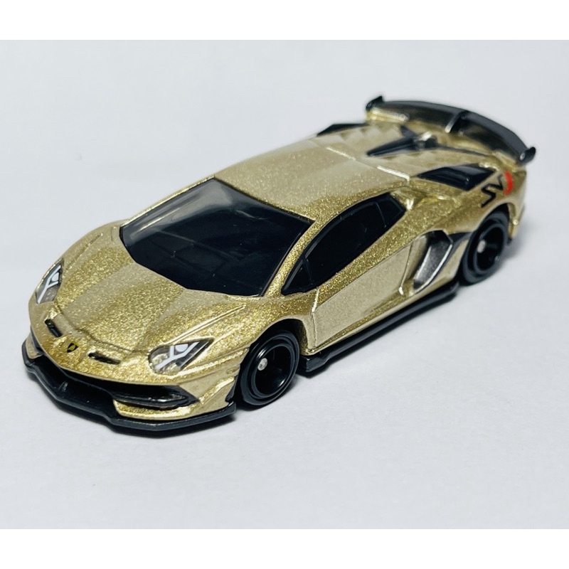 Hobby Store xe mô hình Tomica Lamborghini Aventador SVJ Gold 2022