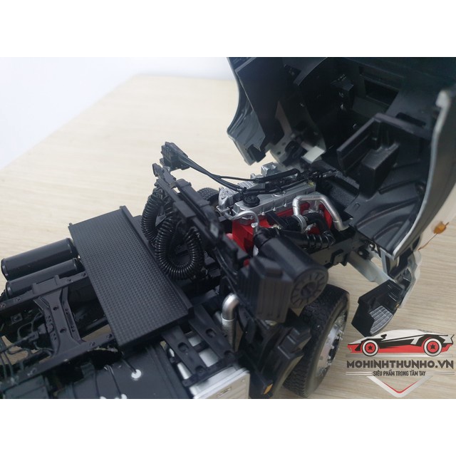 Xe mô hình tĩnh đầu kéo Hino H700, tỉ lệ 1:24