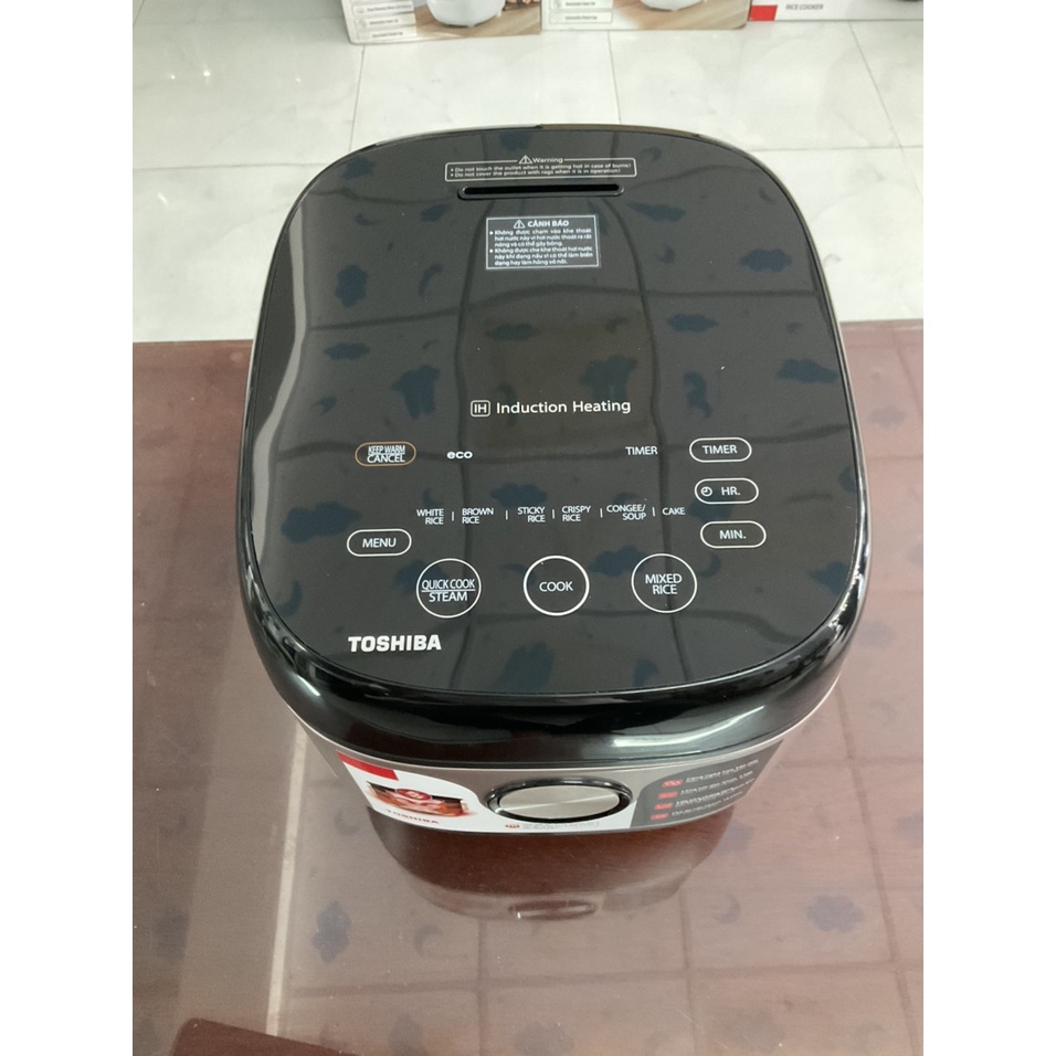 Nồi cơm cao tần Toshiba 1.8 lít RC-18IX1PV - Hàng trưng bày