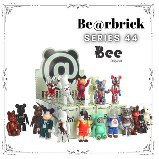 Mô hình bearbrick series 44 chọn mẫu