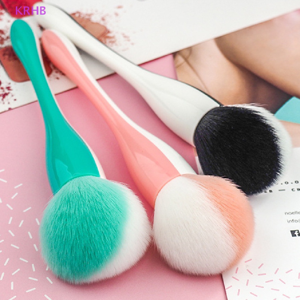 1 Cọ Trang Điểm Đầu Tròn Lông Mềm KRHB