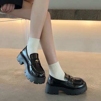 Retro Loafer - Giày Loafer đen đế cao gắn đồng xu