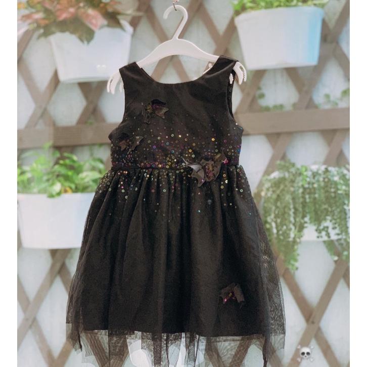 Váy hm 8/10y authentic newtag