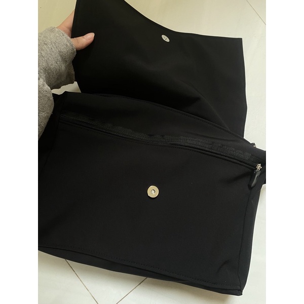 Túi Local Brand Costum đựng laptop