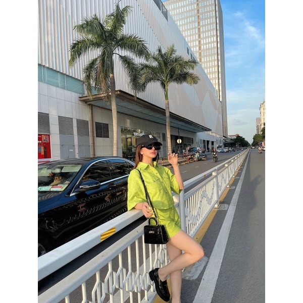 Set sơ mi quần short màu xanh chuối