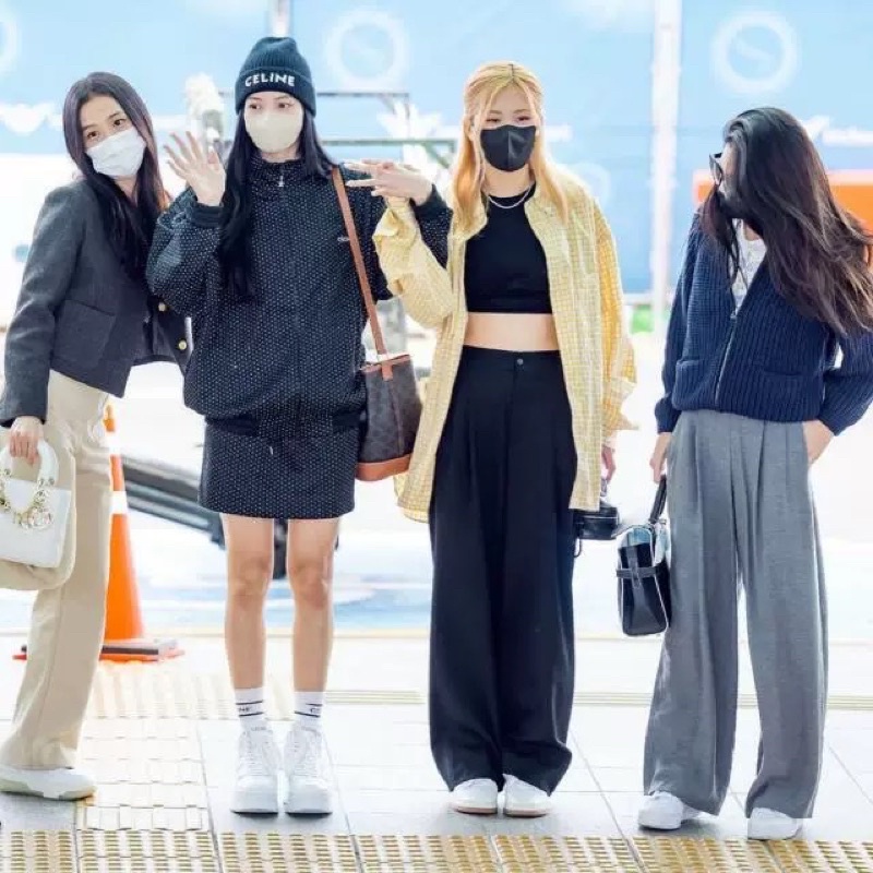 Quần tây xám ống rộng 1 ly giống Jennie Blackpink