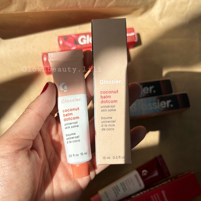Son dưỡng môi sáp ong Glossier màu Cherry