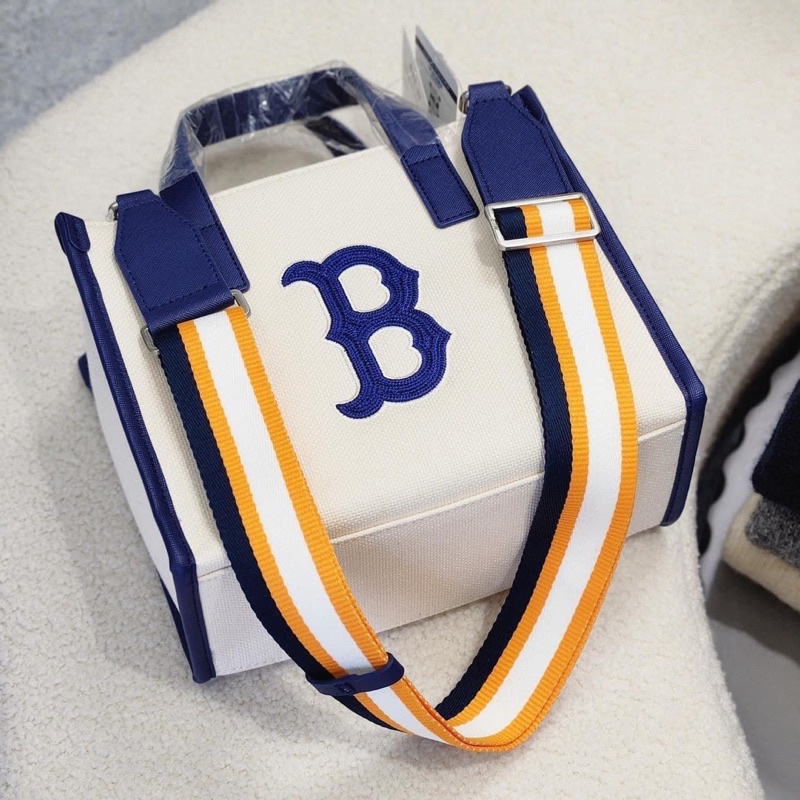 Túi Tote mini MLB bản 2023 mới nhất