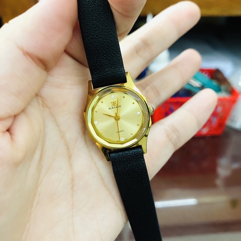 Đồng hồ nữ si nhật hiệu Elegant, đáy xoáy