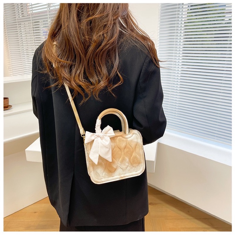 Túi tự đan da PU cao cấp kèm dây nơ - Túi handmade đeo chéo làm quà tặng người yêu