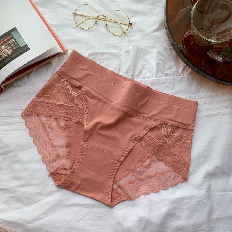 Quần lót nữ cạp cao gen bụng phối ren trẻ trung sexy PT139