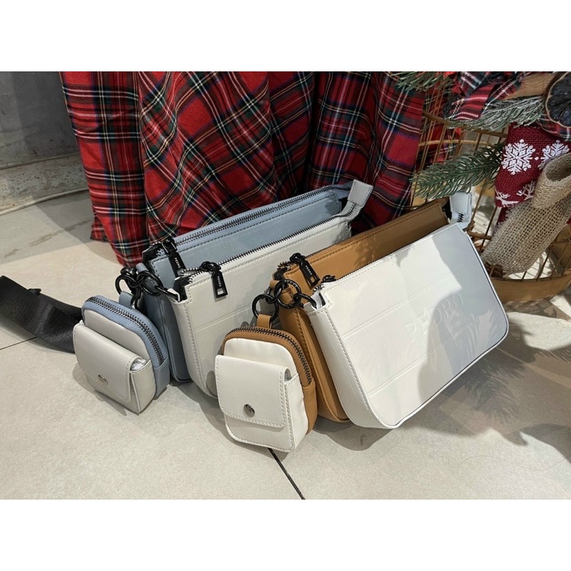 Túi đeo chéo Pedro phong cách cá tính