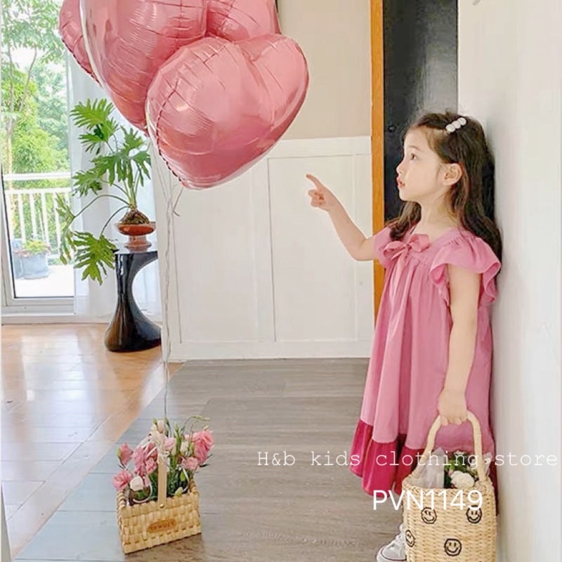 Váy cổ vuông hồng pha màu đậm nhạt bé gái