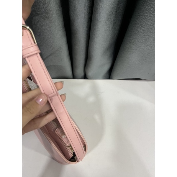 Túi si hiệu COLORS & chouette màu hồng da pu