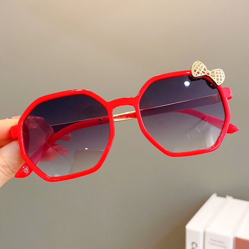 Kính râm trẻ em chống nắng chống bụi cho bé thiết kế thêm chi tiết nơ xinh xắn dễ thương