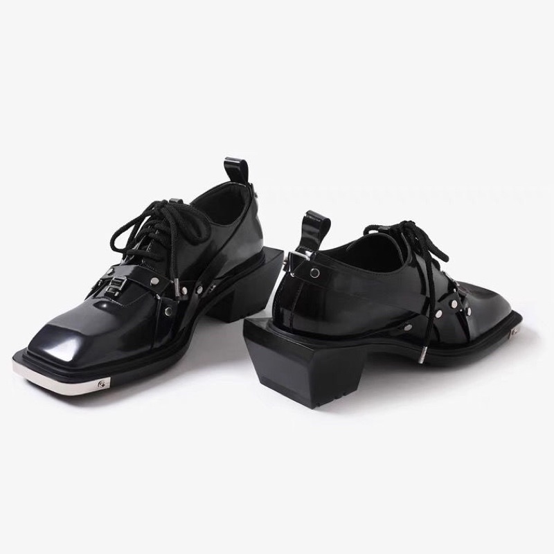 Giày loafer mũi vuông phối dây đai đinh tán đế cao 6cm Punk Retro FOOTMADE