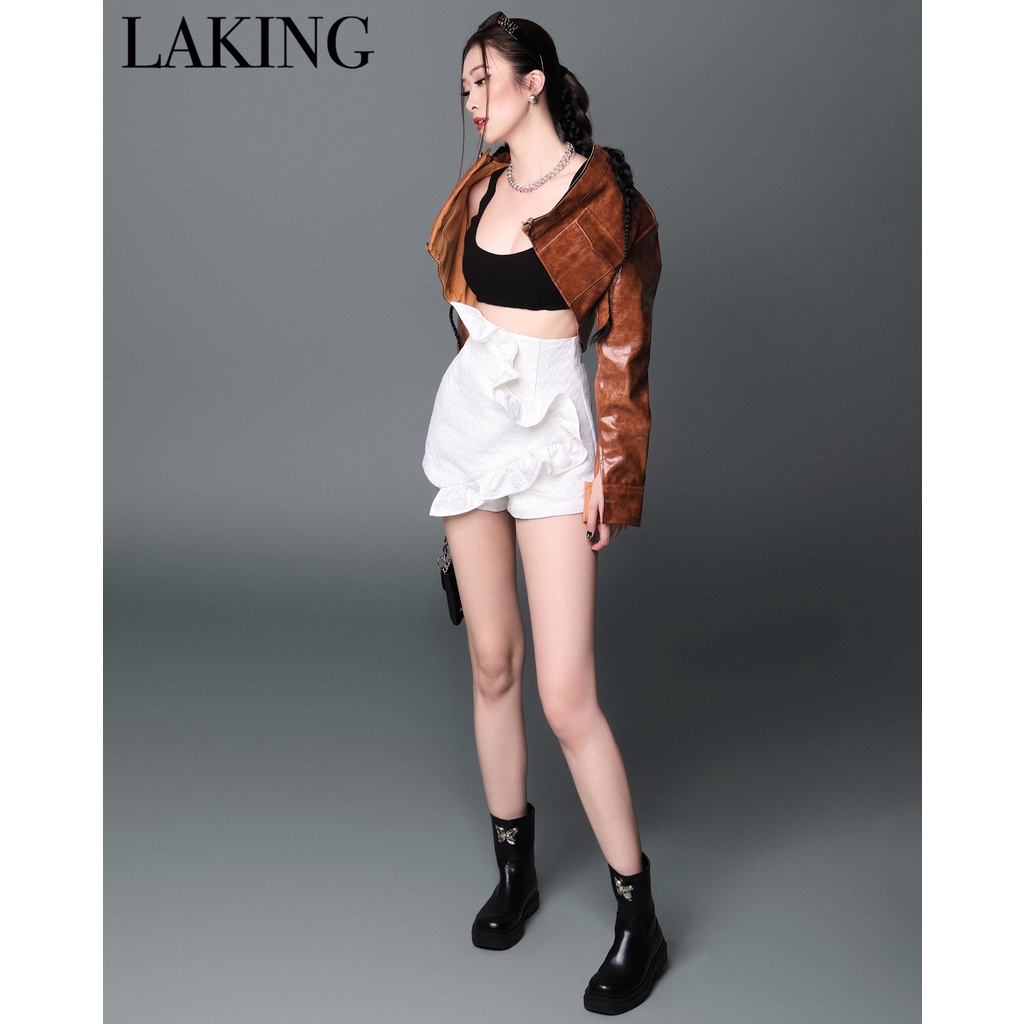 Áo đen croptop hai dây lượn sóng Laking House