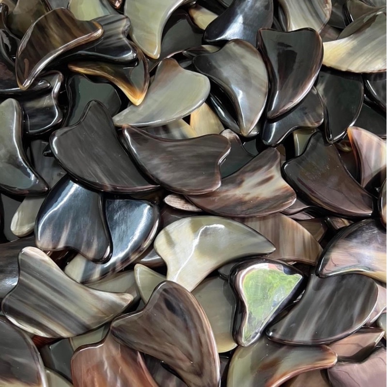 Dụng cụ massager sừng tim kích thước 6,5-9,5cm dày 4mm-1cm massage da mặt,giảm quầng thâm bọng mắt, giảm sưng